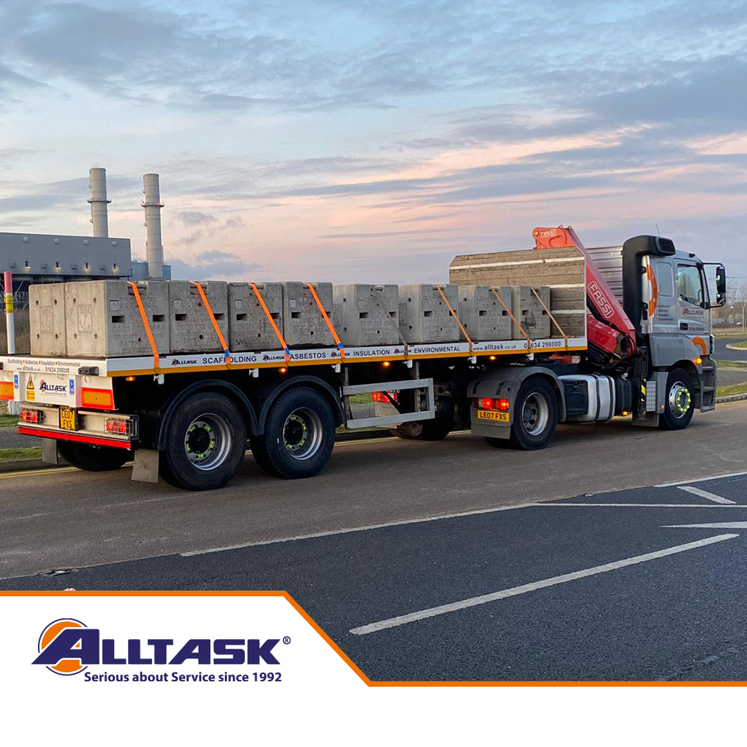Alltask tractor and trailer