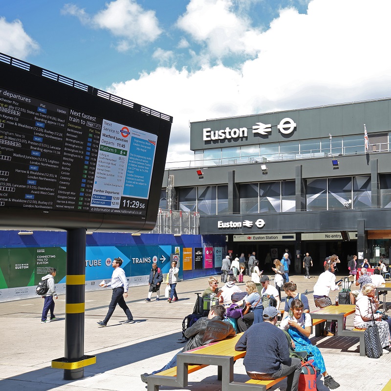 Euston Station Gets New Displays Alltask Euston Station Gets New Displays Alltask
