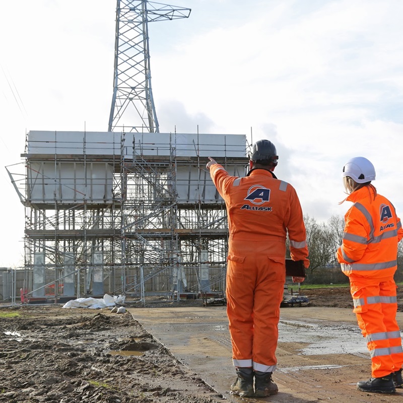 Scaffold Erection for Luton Train Station